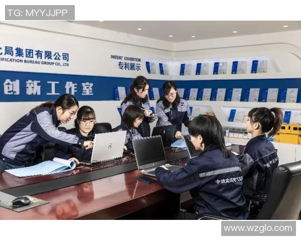 武汉羽毛球队的奋斗与荣耀杯赛之路揭秘与突破历程分享